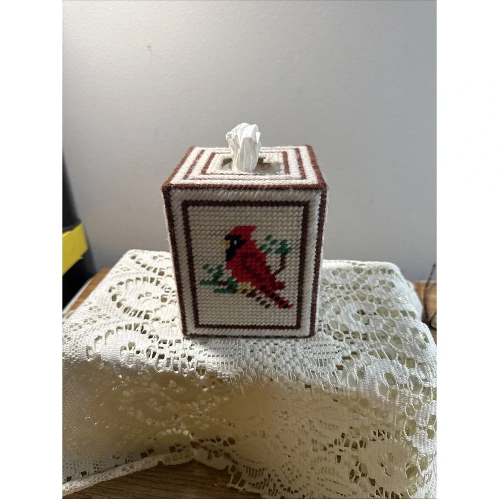 Handmade Plastic Canvas Tissue Box Cover Cardinal